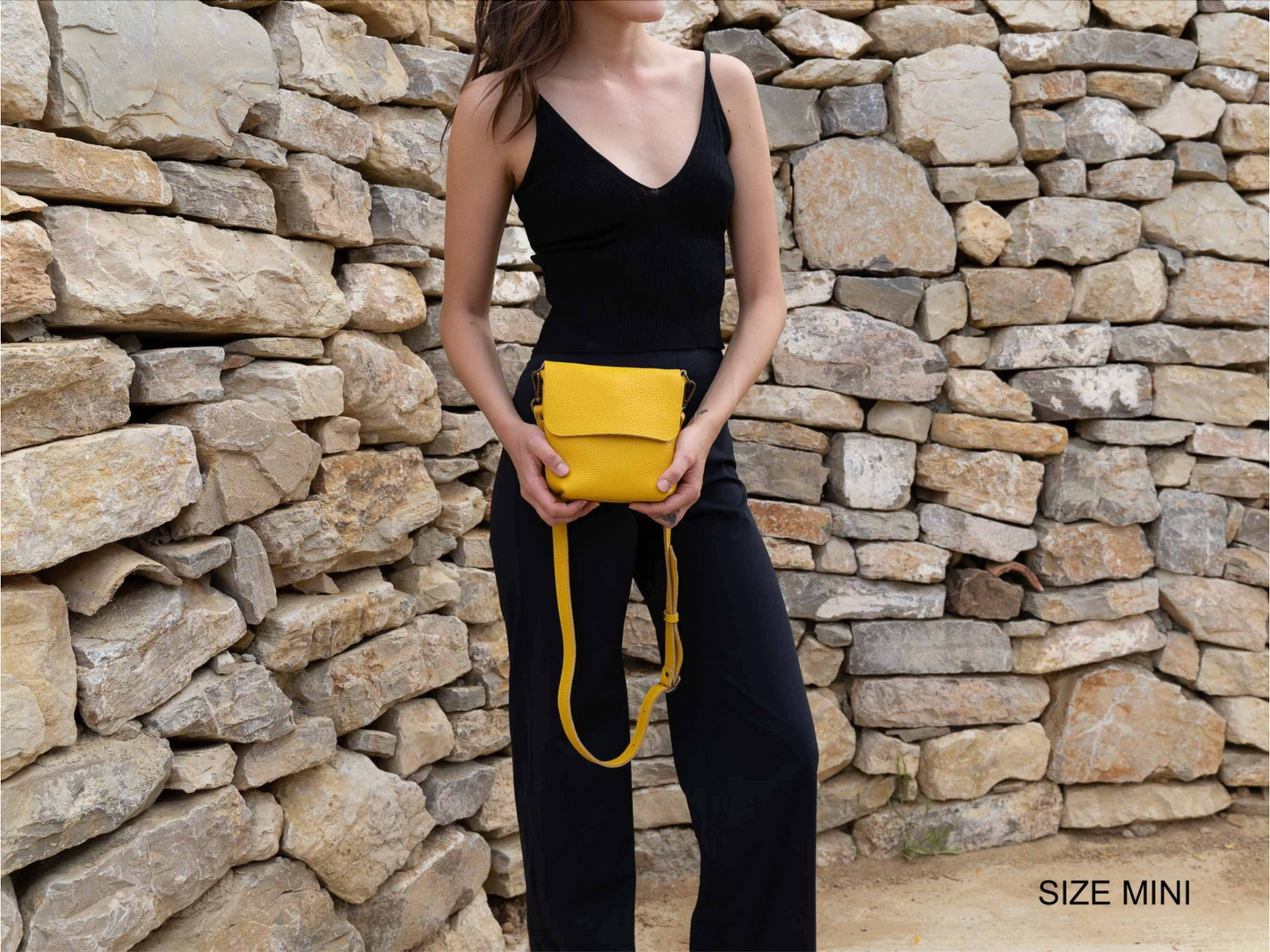 UN - Leather Crossbody Bag
