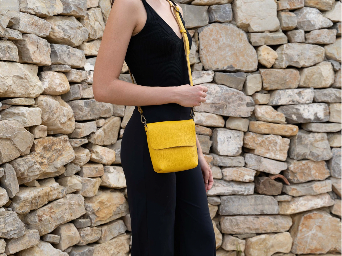 UN - Leather Crossbody Bag