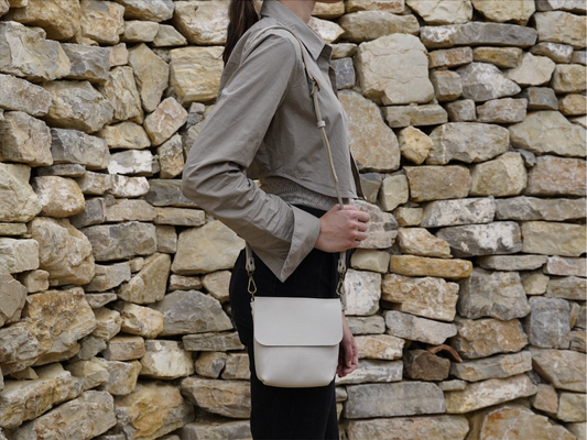 UN - Leather Crossbody Bag