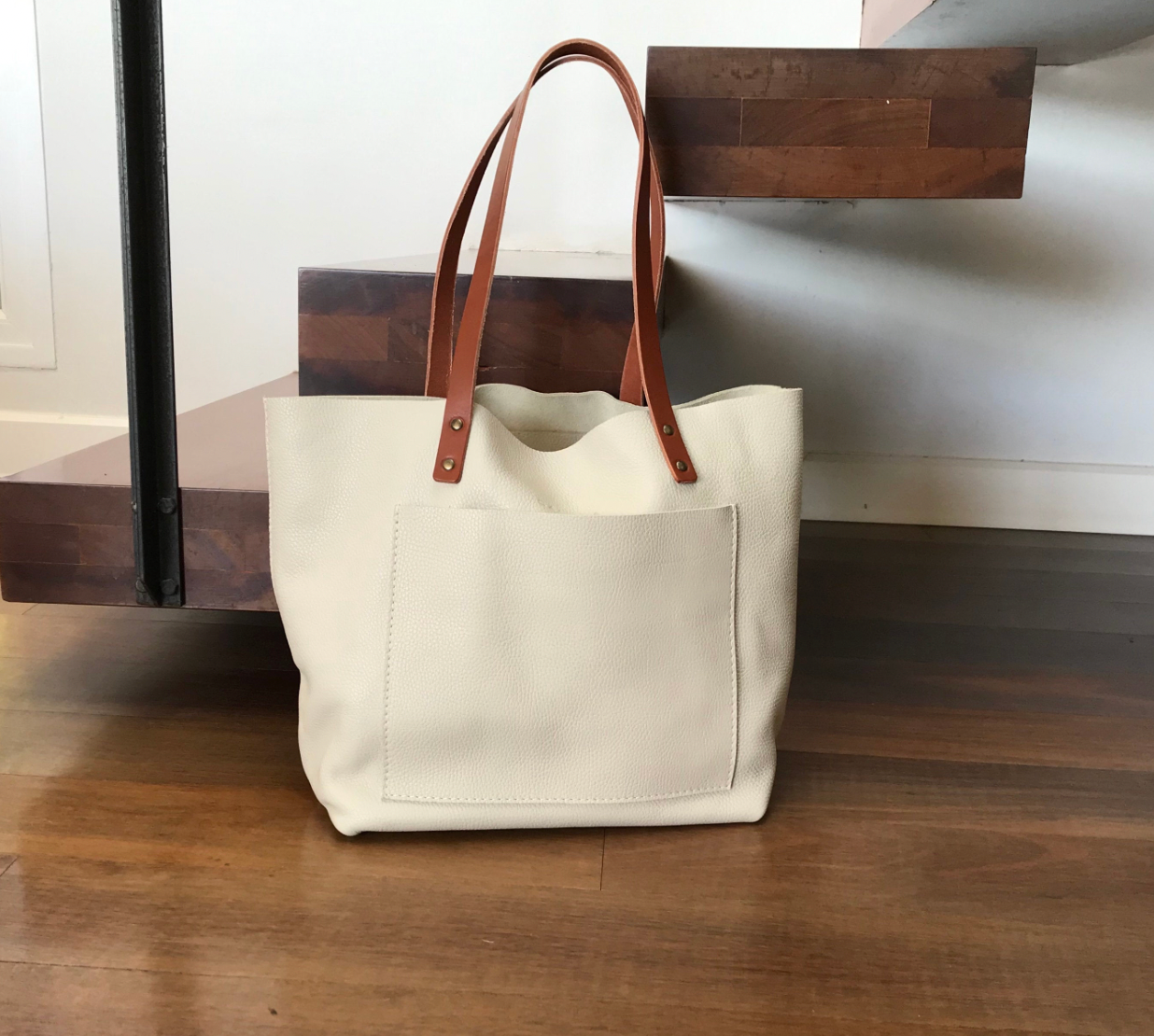 GLO - Handmade Leather Tote Bag