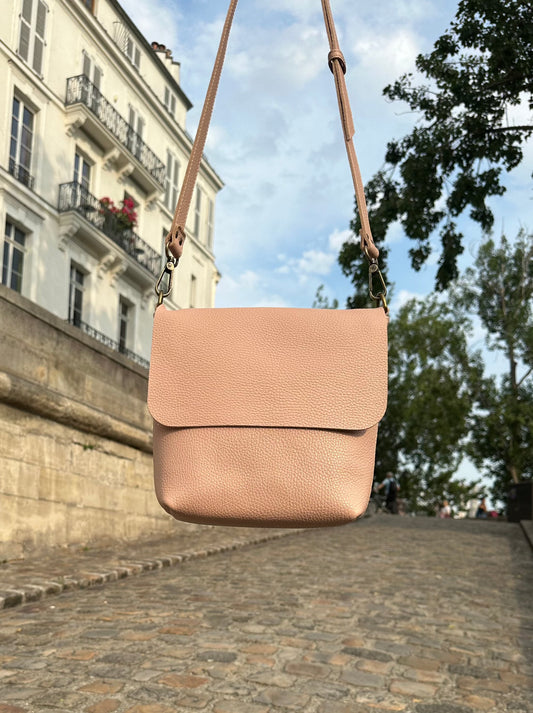 UN - Leather Crossbody Bag