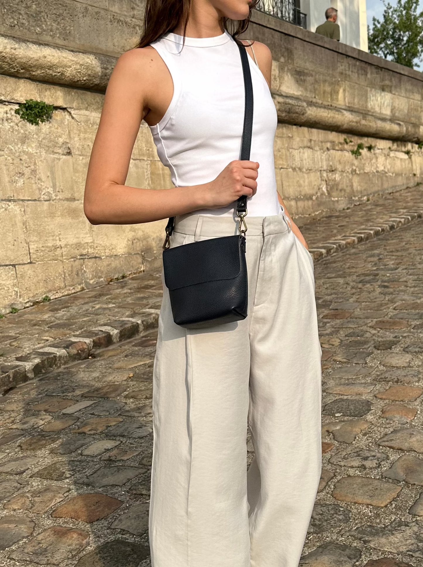 UN - Leather Crossbody Bag