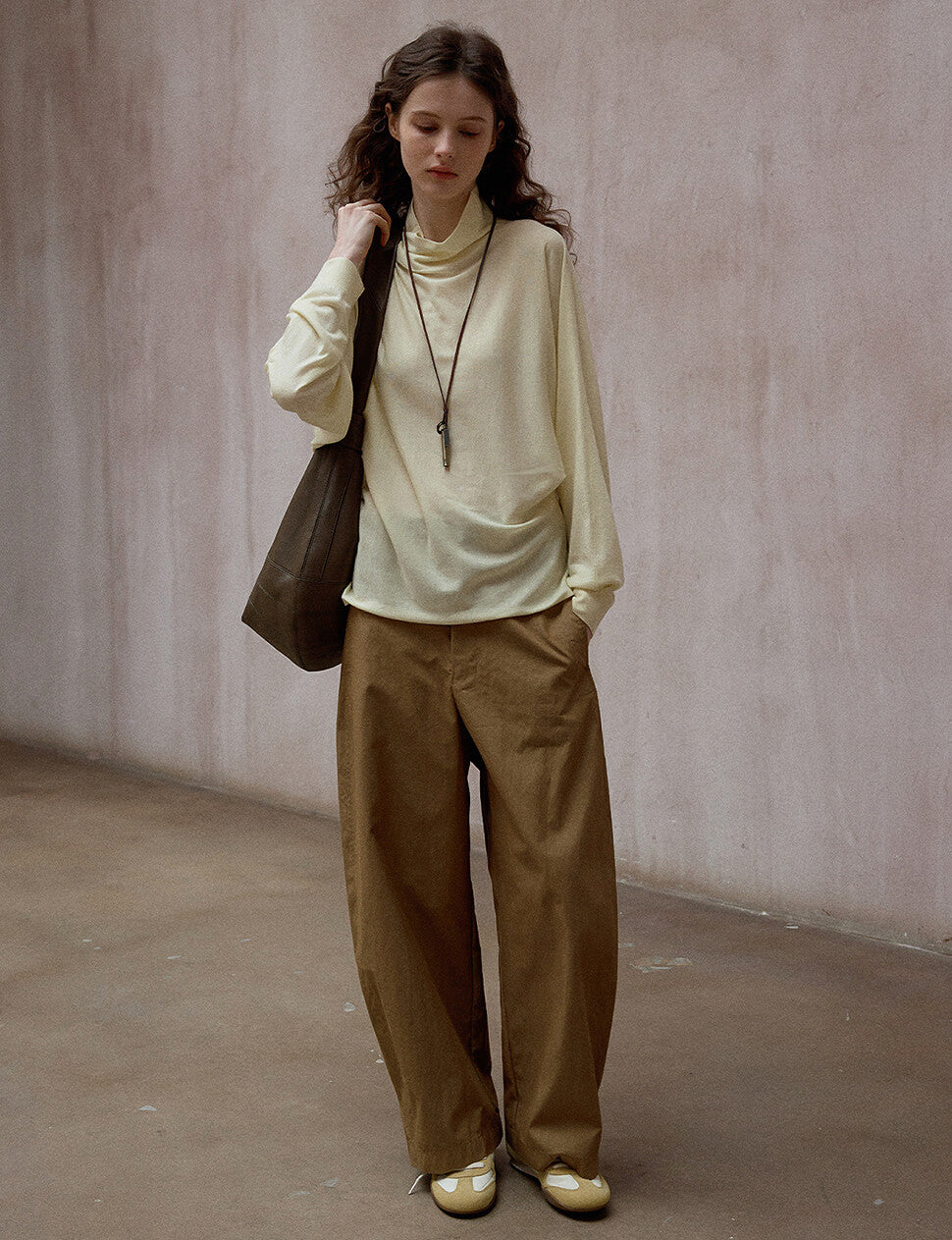 Toffee Curved Leg Pant